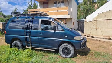 mitsubishi айртрек: Mitsubishi Delica: 1994 г., 2.4 л, Автомат, Бензин, Внедорожник