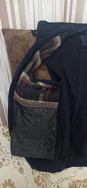 kişi koftası: Jilet kişi üçün böyük bədən. təzə bir iki dəfə geyilib. materialı — 4