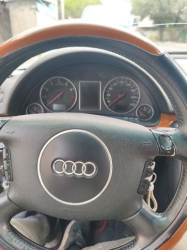 динамики колонка: Audi A4: 2002 г., 3 л, Автомат, Бензин, Седан — 7