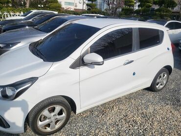 shevralet spark: Chevrolet Spark: 2017 г., 1 л, Автомат, Бензин, Хэтчбэк