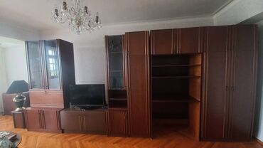 tek qrafat: Б/у