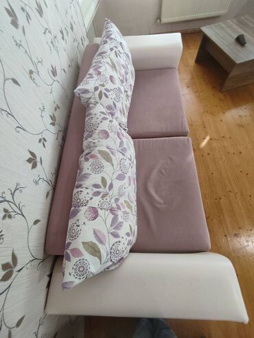 Divan və kreslo dəstləri: 2 ədəd divan və 2 ədəd kreslo mövcuddur. Ölçüləri aşağıdakı kimidir — 13