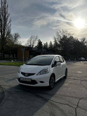 toyota rs: Honda Fit: 2008 г., 1.5 л, Вариатор, Бензин, Хэтчбэк