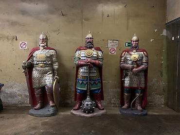 Другие услуги: Скульптура на заказ ( статуи памятники станковая скульптура — 24