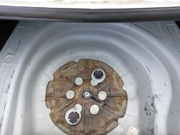 Toyota: Toyota Corolla: 1.5 l | 2013 il Sedan — 6