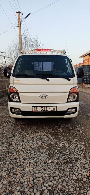 Hyundai: Hyundai Porter: 2016 г., 2.5 л, Автомат, Дизель