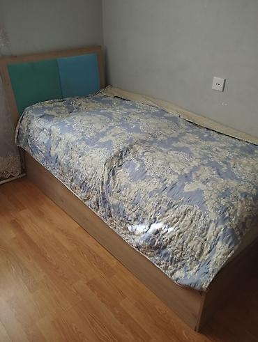 Çarpayılar: Tək nəfərlik çarpayı - Ölçü: təxmini 90x190 sm (tək ölçü) matrasla — 1