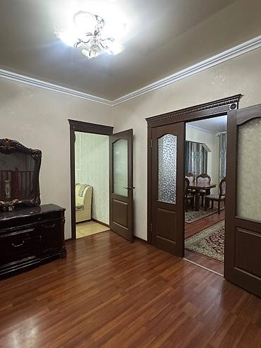 Долгосрочная аренда домов: 300 м², 6 комнат at lalafo.kg — 5 Долгосрочная аренда домов: 300 м², 6 комнат — 5