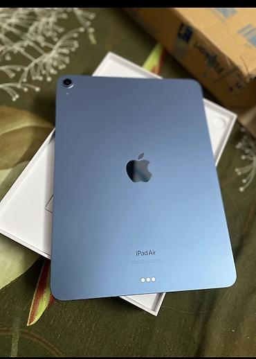 iphone se1: IPad Air, синий цвет. Тонкий алюминиевый корпус с плоскими гранями — 1