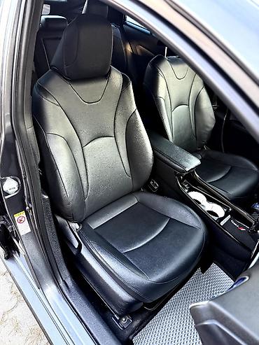 Toyota Prius: 2016 г., 1.8 л, Вариатор, Гибрид, Лифтбек — 10