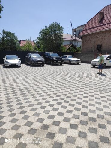 аренда земля бишкек: Сдаю Автосалон, 4800 м², Действующий Бизнес
