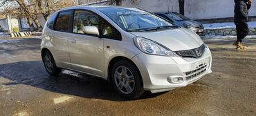 honda hrb: Honda Fit: 2012 г., 1.3 л, Автомат, Бензин