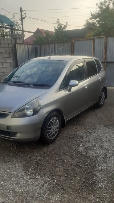 Honda: Honda Fit: 2003 г., 1.3 л, Вариатор, Бензин, Хэтчбэк