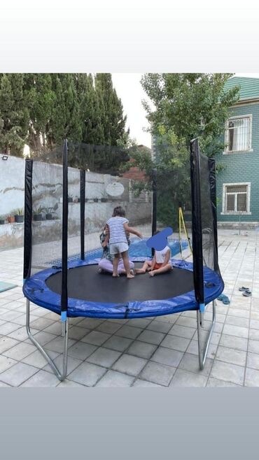 uşaqlar üçün 3d pazllar: Batutun içinin uzunluğu 1.82sm. 60kq-a qədər çəki götürür. Qiyməti:220