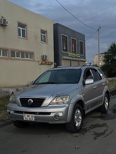 Kia: Kia Sorento SUV - Krossover/SUV kuzov, gümüşü rəng - 4 qapı, dam — 7