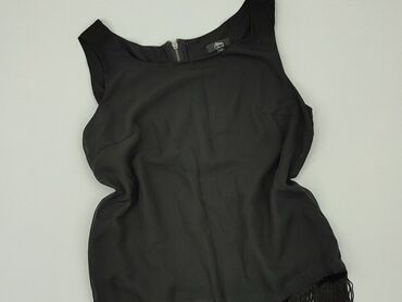 czarne t shirty damskie z dekoltem: Top XS (EU 34), condition - Very good