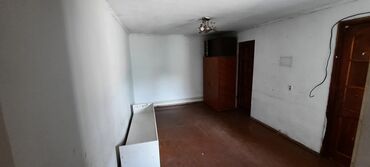 поля поливной: Барачный, 40 м², 3 комнаты, Собственник, Старый ремонт