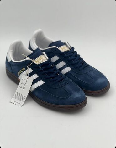Qazanlar: 1:1 Adidas Handball Spezial unisex