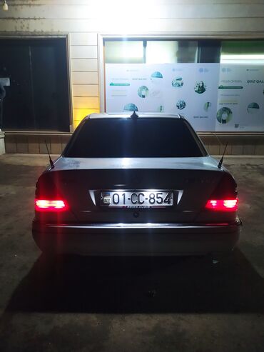 Mercedes-Benz: Mercedes-Benz C 250: 2.5 l | 1997 il Sedan — 3