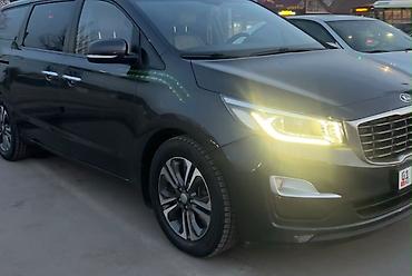Kia Carnival: 2018 г., 2.2 л, Автомат, Дизель, Минивэн