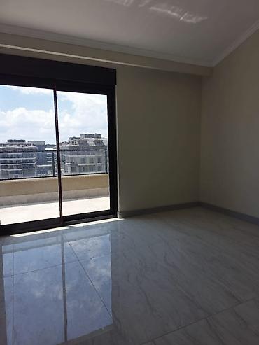 Продажа квартир: 3 комнаты, 120 м² — 4
