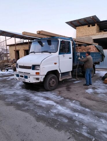 Грузовики: Грузовик, ЗИЛ, Стандарт, 5 т, Б/у at lalafo.kg — 3 Грузовики: Грузовик, ЗИЛ, Стандарт, 5 т, Б/у — 3