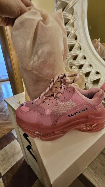 Women's Sneakers and athletic shoes: Balenciaga, 38, bоја - Roze — 11
