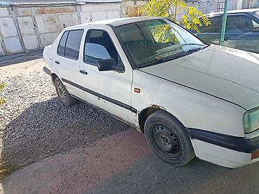 k3 ve: Volkswagen Vento: 1993 г., 1.8 л, Механика, Бензин, Седан — 1