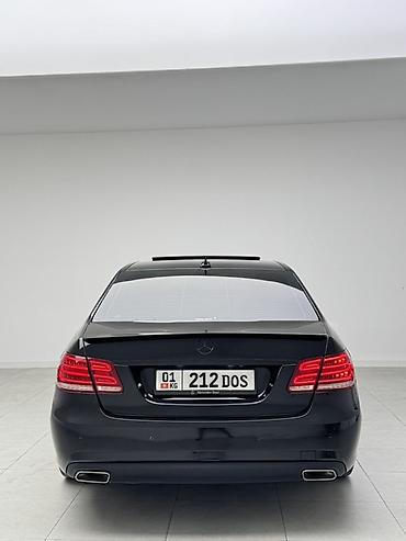 212: Mercedes-Benz E-Class: 2013 г., 3.5 л, Бензин, Седан — 2
