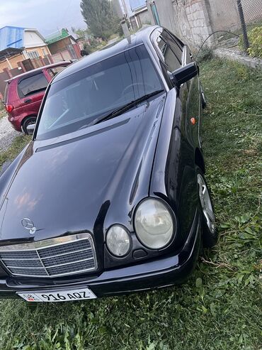 коробка на 210: Mercedes-Benz E-Class: 1998 г., 2 л, Автомат, Бензин, Седан