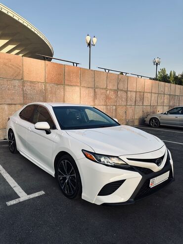 таета клюгер: Toyota Camry: 2018 г., 2.5 л, Автомат, Бензин, Седан