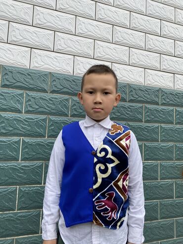 кыргызская национальная одежда: Жилетка этно детский Жаны оптом дагы тигебиз