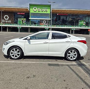 Avtomobil satışı: Hyundai Elantra: 1.8 l | 2013 il Sedan — 4