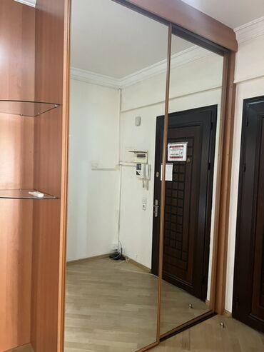Çarpayılar: Kupe, 2 qapılı Düz dolab, Dəhliz dolabı
