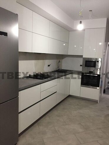 Sifarişlə mətbəx mebeli: Sifarişlə mətbəx dəsti, Özü çəkən petlələr, MDF, Kredit yoxdur, Pulsuz çatdırılma — 6