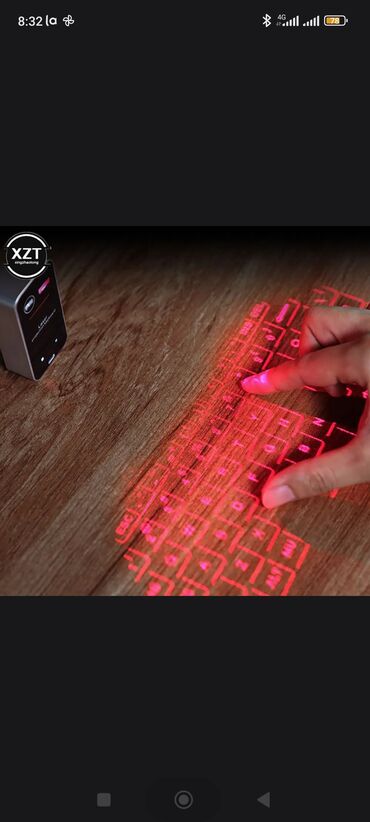 Fizika: Lazer klaviatura şəkildə gördüyünüz kimi balaca yığcam cib üçün