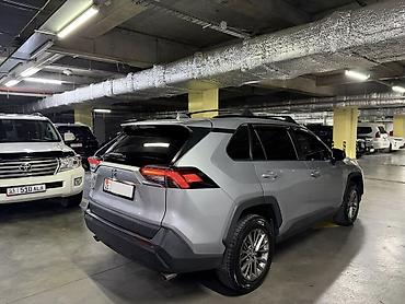 exceed rx: Toyota RAV4: 2019 г., 2.5 л, Автомат, Бензин, Внедорожник — 2