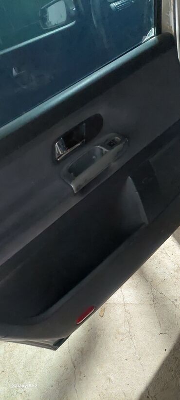 Volkswagen: Volkswagen Sharan: 2000 г., 2 л, Механика, Бензин, Минивэн — 9