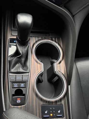 Toyota: Toyota Camry: 2018 г., 2.5 л, Автомат, Гибрид, Седан — 15