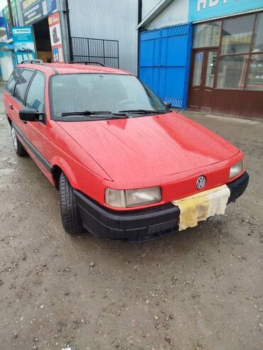 авто пасат: Volkswagen Passat: 1989 г., 1.8 л, Механика, Бензин