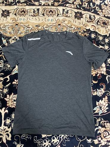 khan sport: Мужская футболка, M, Anta, Новый, цвет - Серый — 1