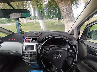 купить термобокс: Toyota Ipsum: 2001 г., 2.4 л, Автомат, Бензин, Минивэн — 9
