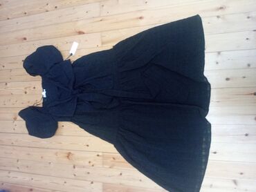 Ziyafət donları: Ziyafətlər və xüsusi tədbirlər üçün nəzərdə tutulmuş boz rəngli qadın — 5