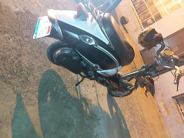 x9 pro scooter: Şəhər içi rahat gediş üçün kompakt skuter/moped. Əsas xüsusiyyətlər — 4