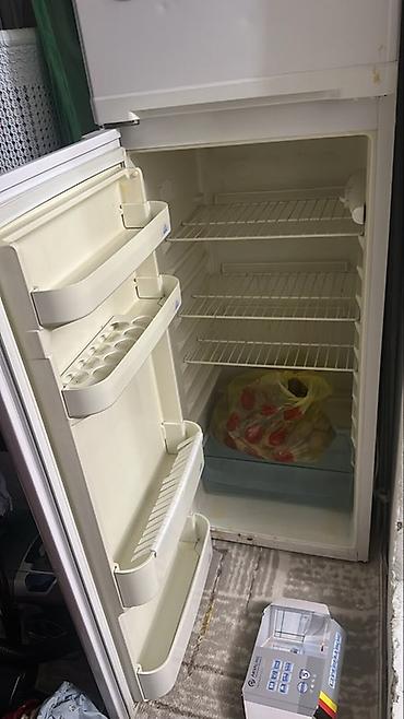 mini refrigerator: Холодильник BEKO, двухкамерный, классическая компоновка с верхней — 2