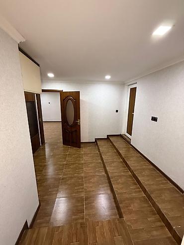 Həyət evləri və villaların satışı: 6 otaqlı, 210 kv. m, Kredit yoxdur, Yeni təmirli — 30