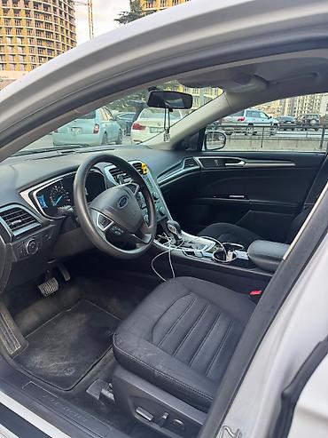 a6 audi: Ford Fusion: 2 l | 2016 il 146000 km Sedan — 6