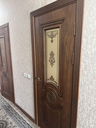ош двер: Doors with glass