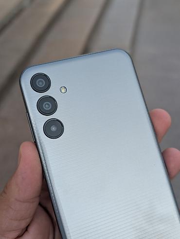 Уюлдук телефондор жана аксессуарлар: Samsung Galaxy M15, Колдонулган, 128 ГБ, түсү - Күмүш, 1 SIM — 5