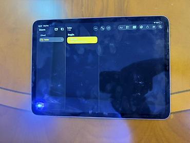 ipad 2: Ekranda balaca piksellər var və zaryatkanı zəif saxlıyır qalan bütün — 4